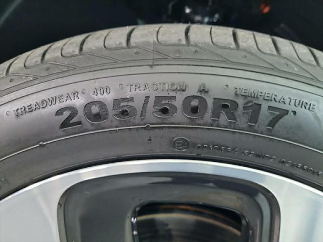 Car gallery image