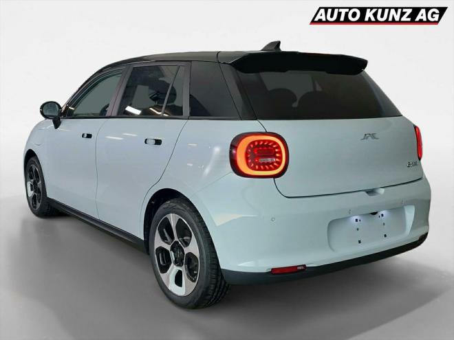 Car gallery image
