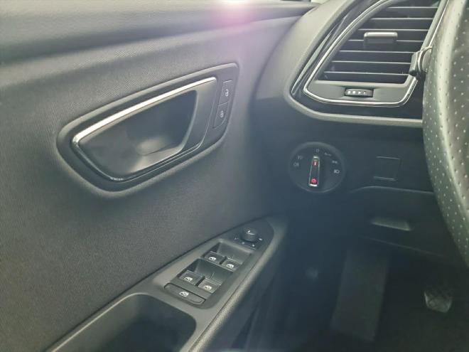 Car gallery image