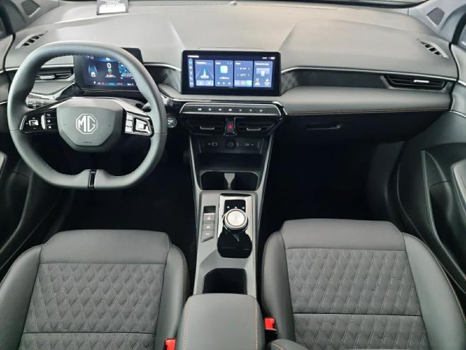Car gallery image