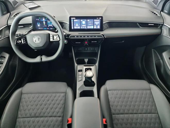 Car gallery image