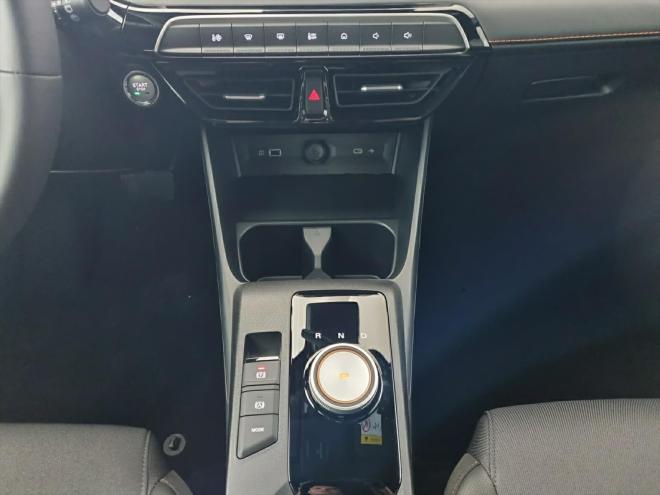 Car gallery image