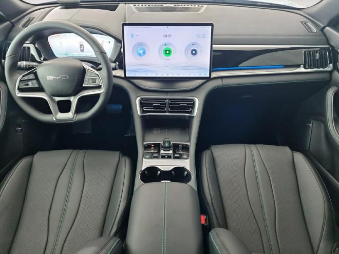 Car gallery image