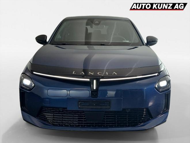 Car gallery image