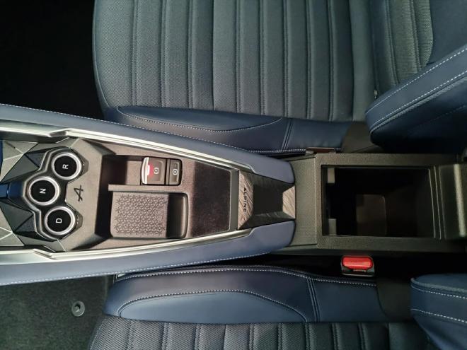 Car gallery image