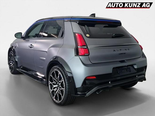 Car gallery image