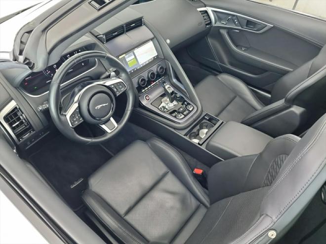 Car gallery image