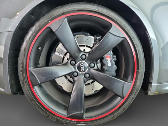 Car gallery image
