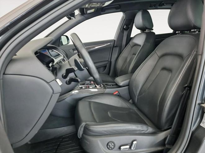 Car gallery image