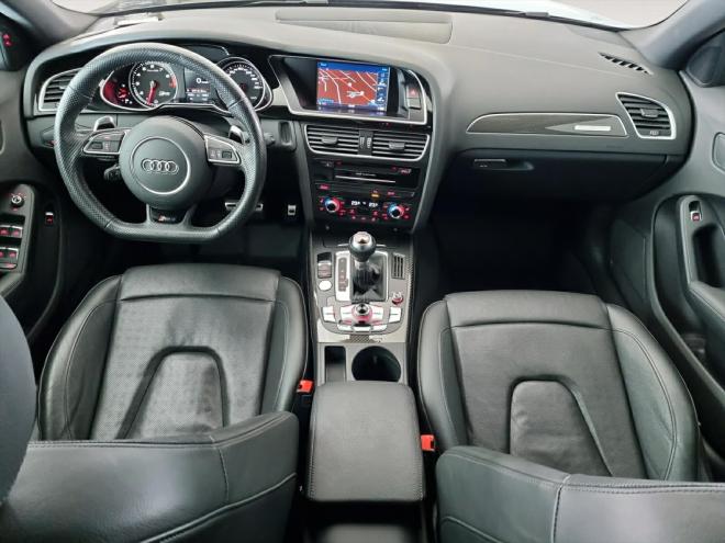 Car gallery image
