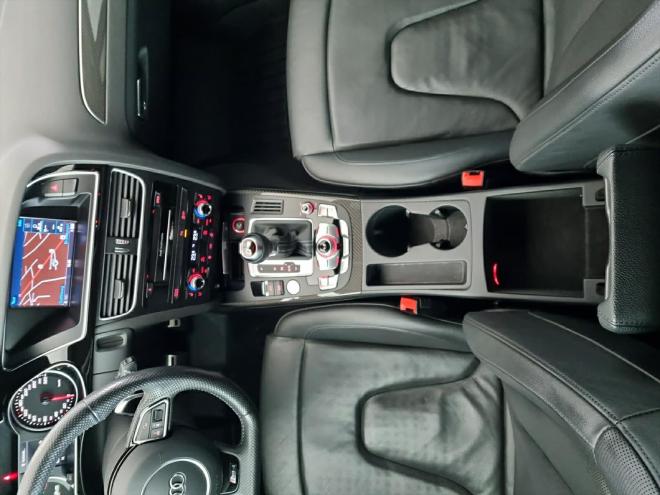 Car gallery image