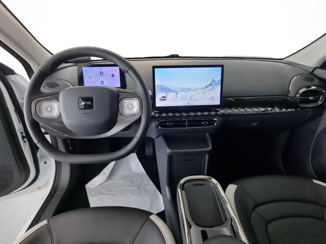 Car gallery image