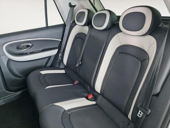 Car gallery image
