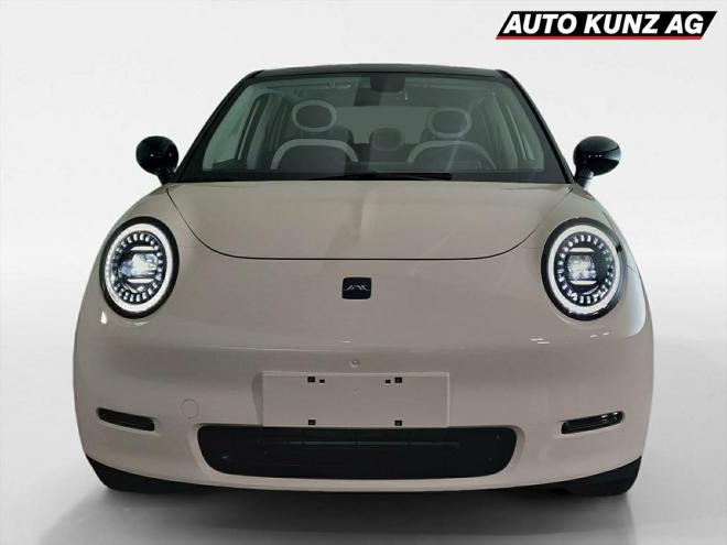 Car gallery image