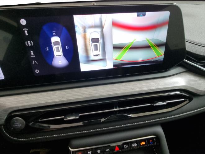 Car gallery image