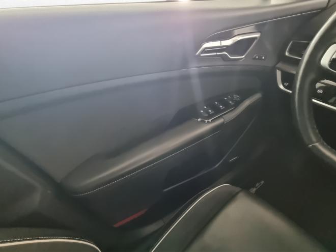 Car gallery image