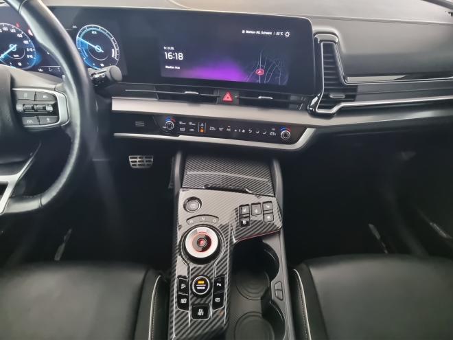 Car gallery image