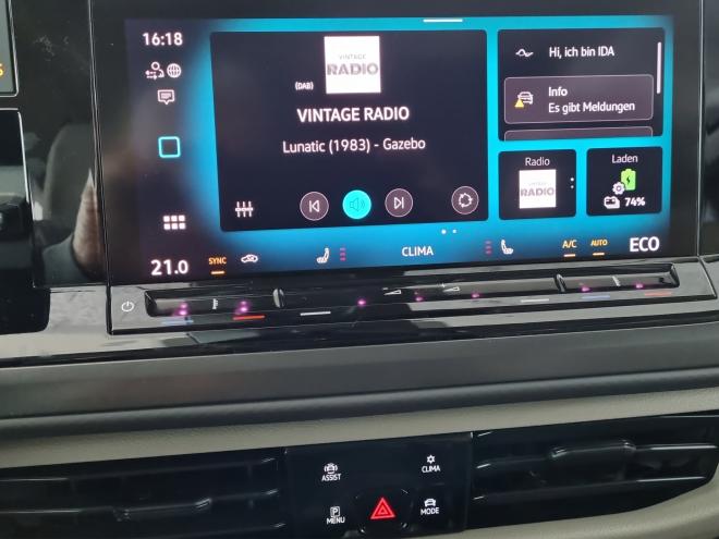 Car gallery image