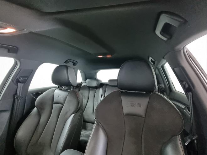 Car gallery image