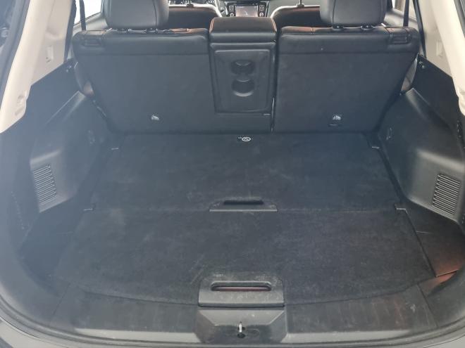 Car gallery image