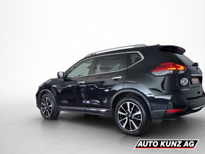 Car gallery image