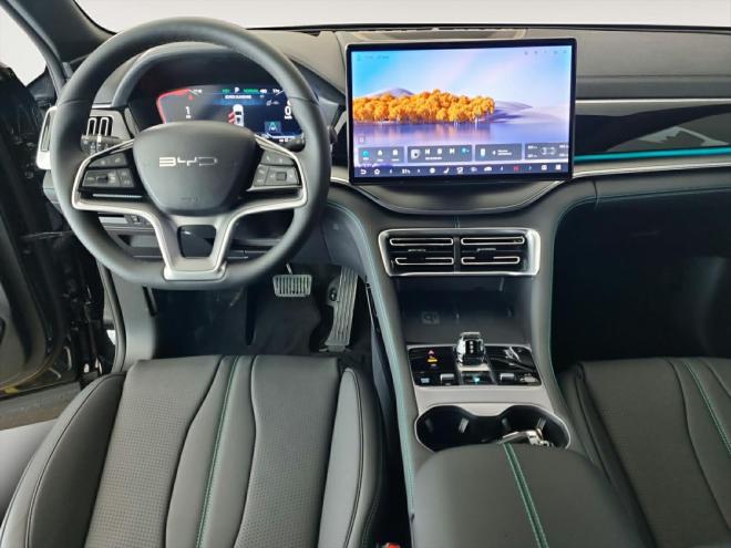 Car gallery image