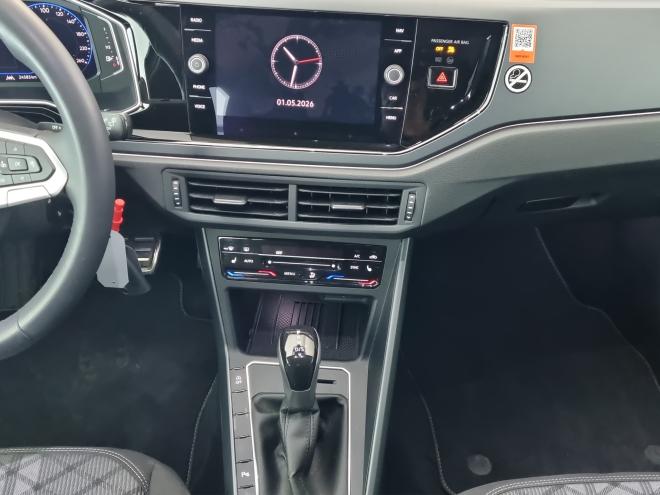 Car gallery image