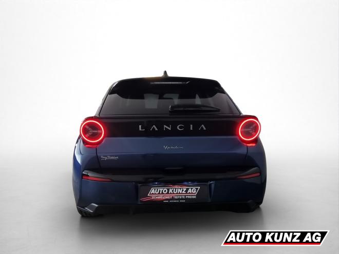 Car gallery image