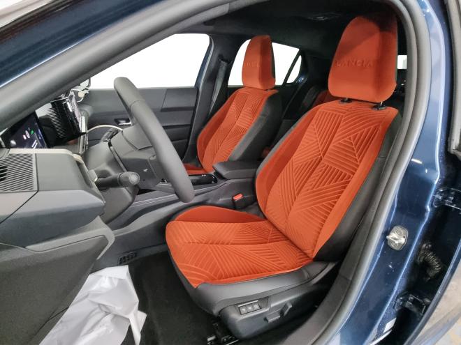 Car gallery image