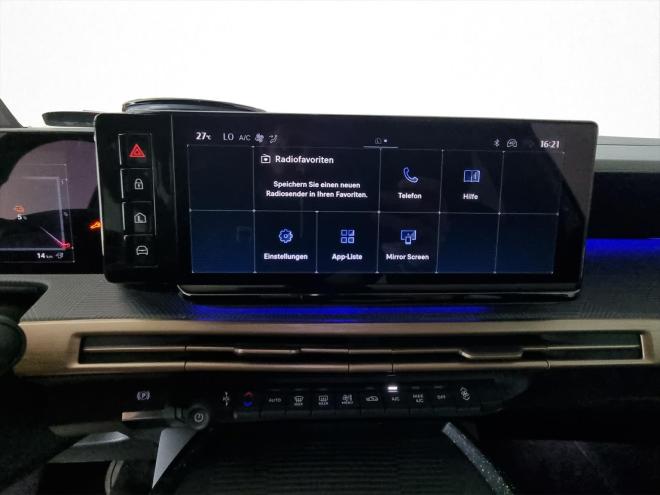 Car gallery image
