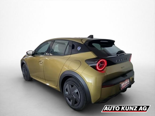 Car gallery image