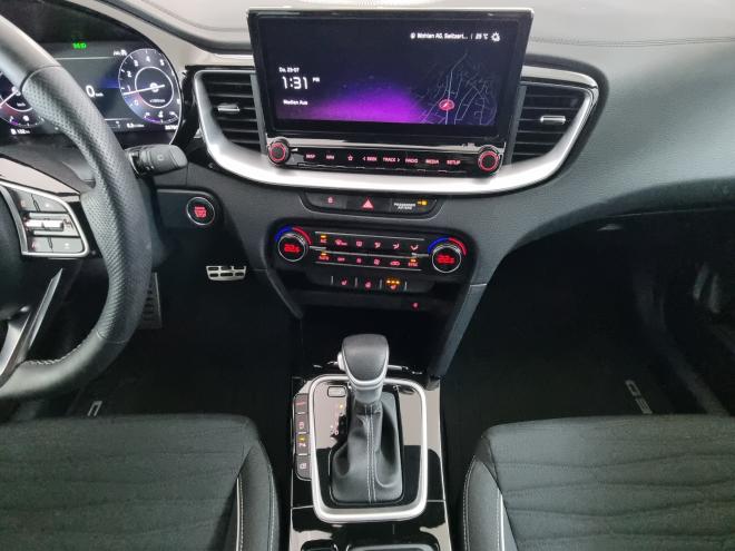 Car gallery image