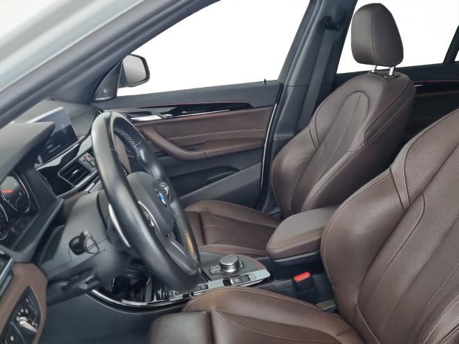 Car gallery image
