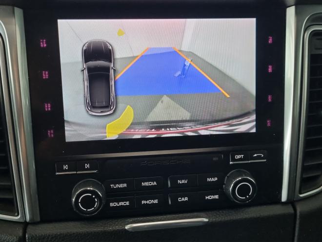 Car gallery image