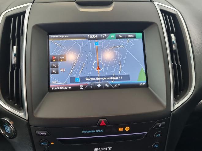 Car gallery image