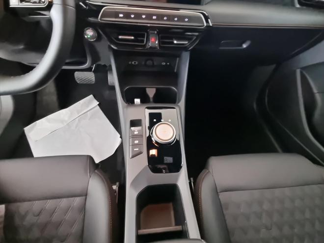 Car gallery image