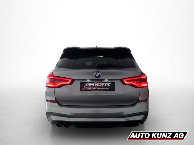 Car gallery image