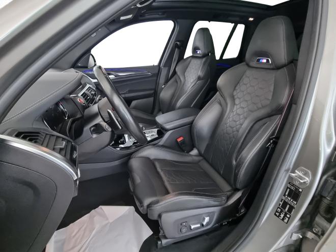 Car gallery image