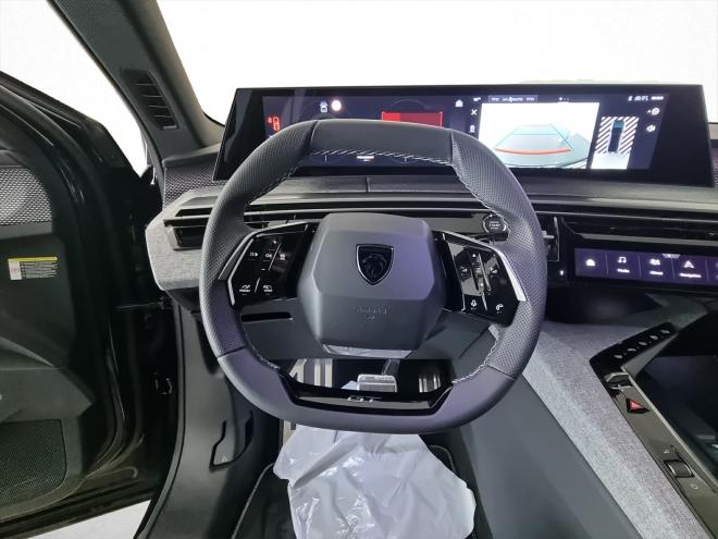 Car gallery image