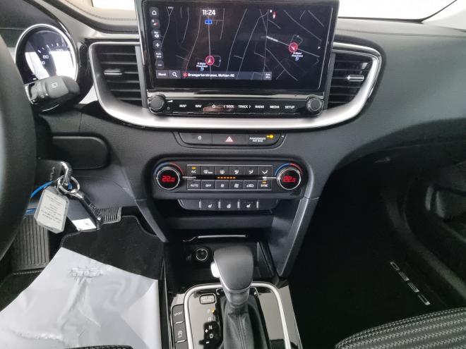 Car gallery image