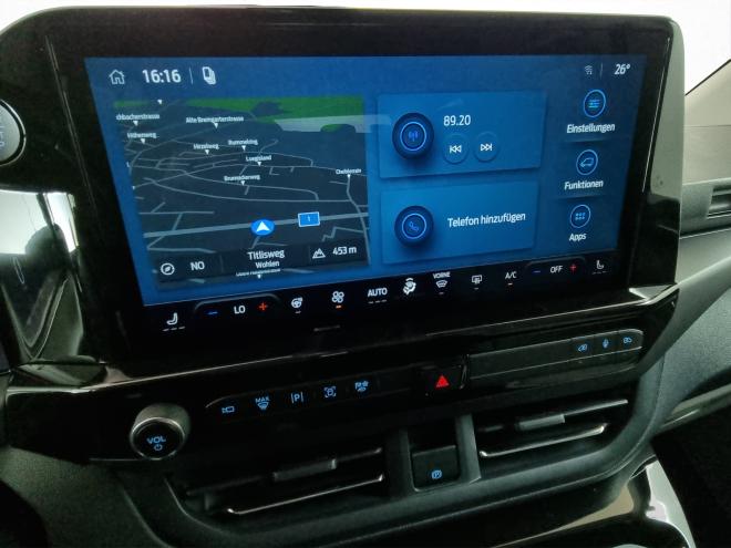 Car gallery image