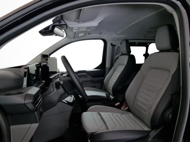 Car gallery image