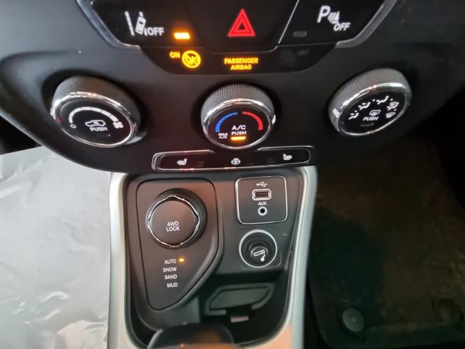 Car gallery image