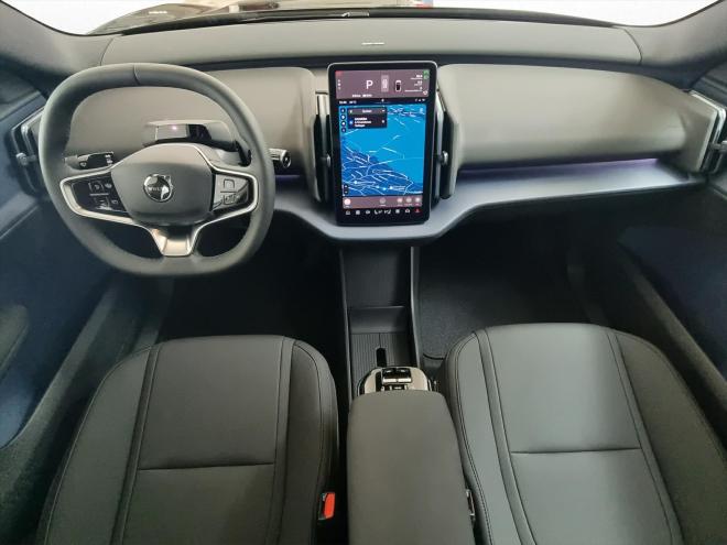 Car gallery image