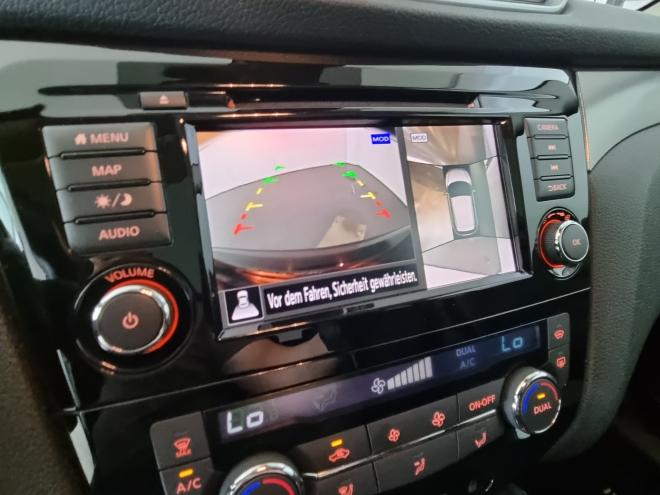 Car gallery image