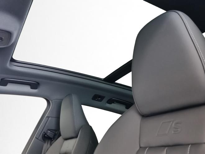 Car gallery image
