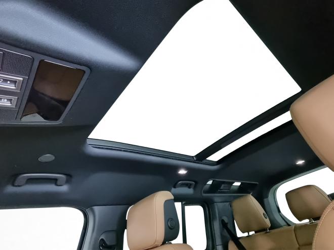 Car gallery image