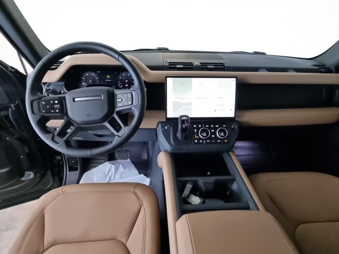 Car gallery image