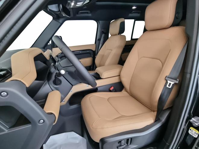 Car gallery image