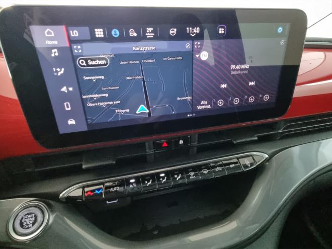 Car gallery image